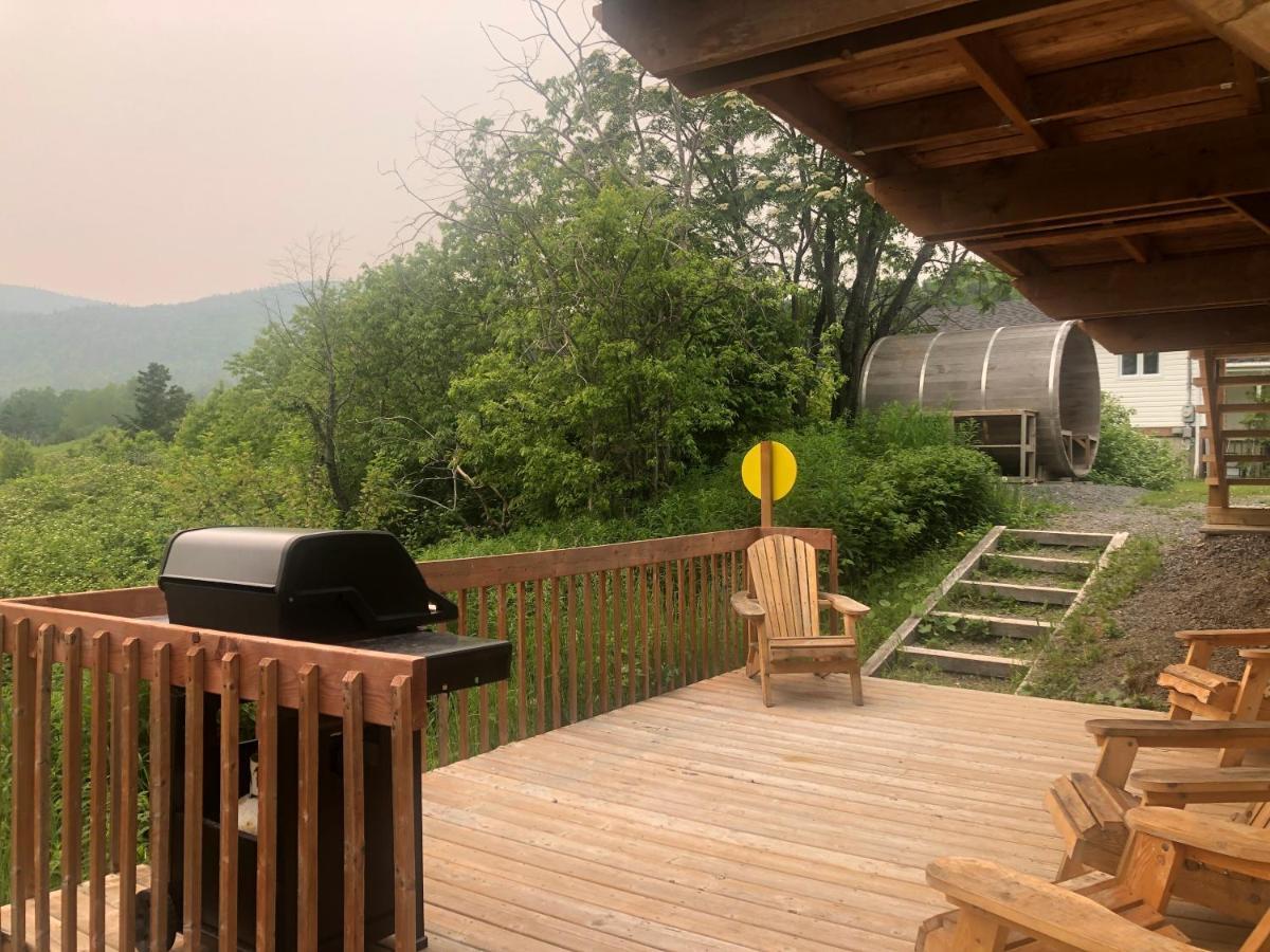 Chalets Les Chanterelles De Forillon L'Anse-au-Griffon Extérieur photo
